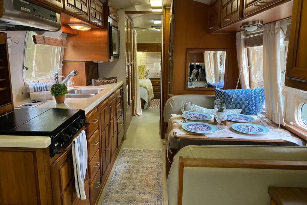 Beautiful Airstream, Beaufort Sc-Enjoy The Journey מראה חיצוני תמונה